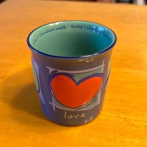 Hershey’s Chocolate World Peace, Love & Kisses mug.